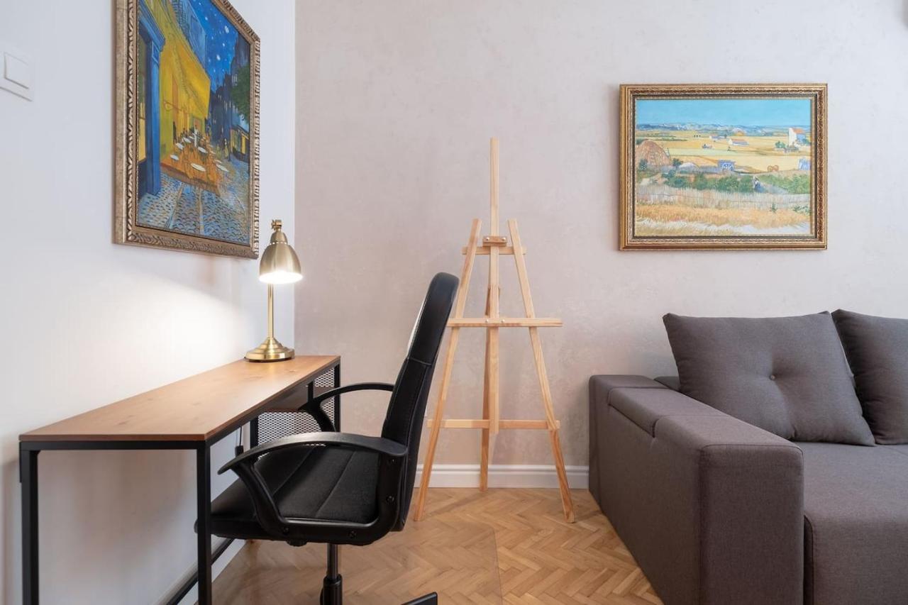 Sophisticated Gem With Private Parking Appartement Sofia Buitenkant foto